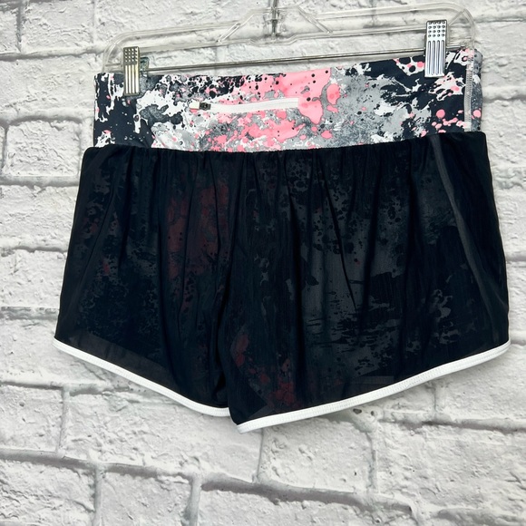 Fabletics Shorts Fabletics Black Renata Shorts XS - Picture 5 of 6